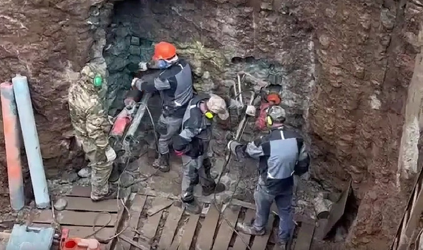 В Энгельсе прилагают максимум усилий для восстановления системы водоотведения